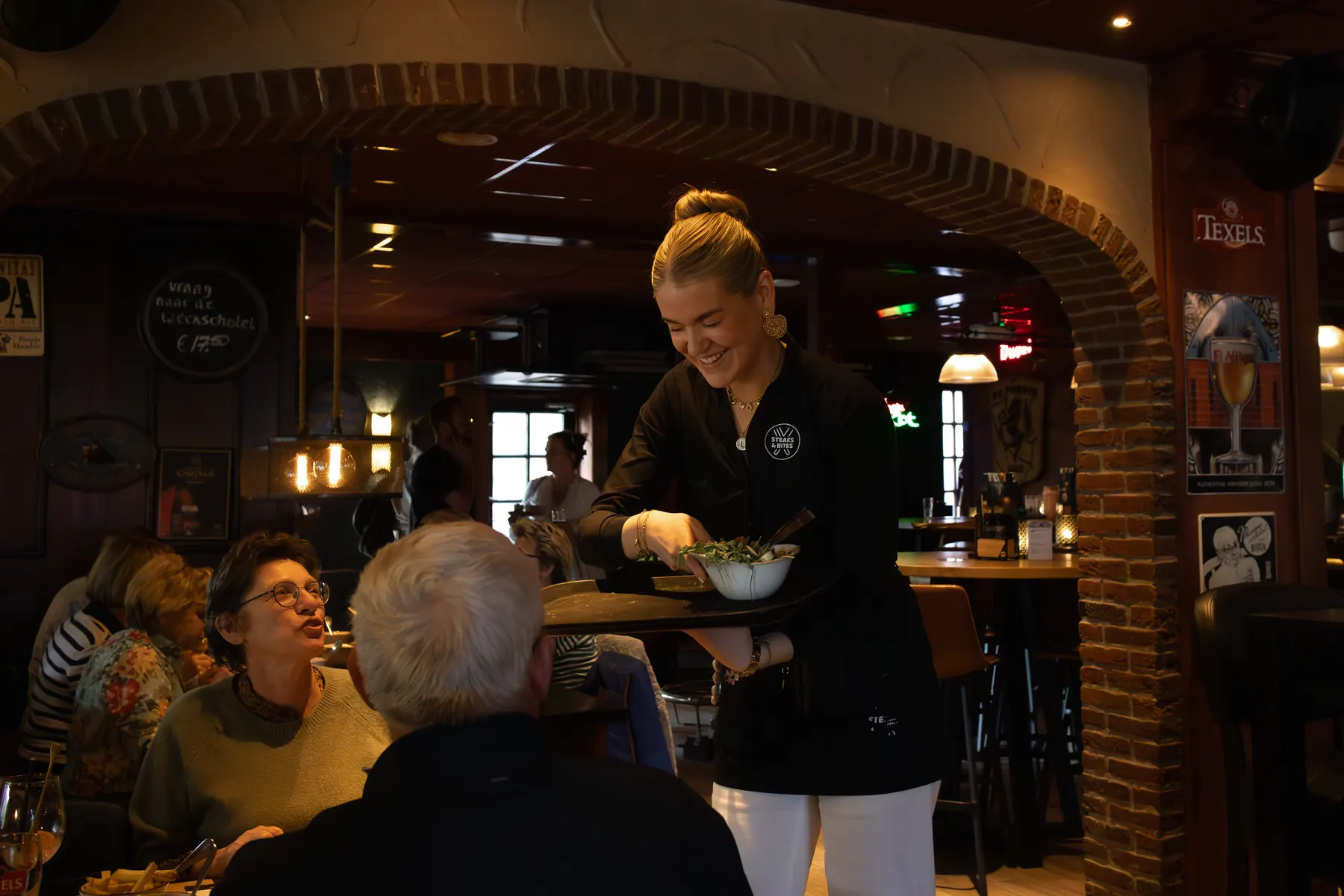 Persoonlijke bediening aan tafel